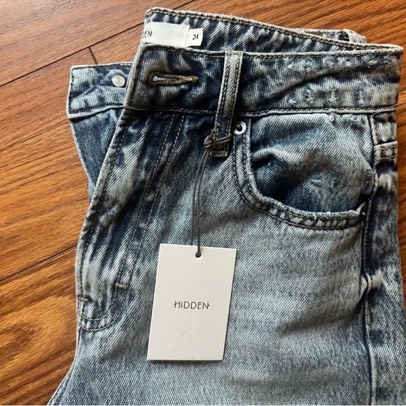 Hidden Jeans: designer high rise with front slit - Picture 2 of 5